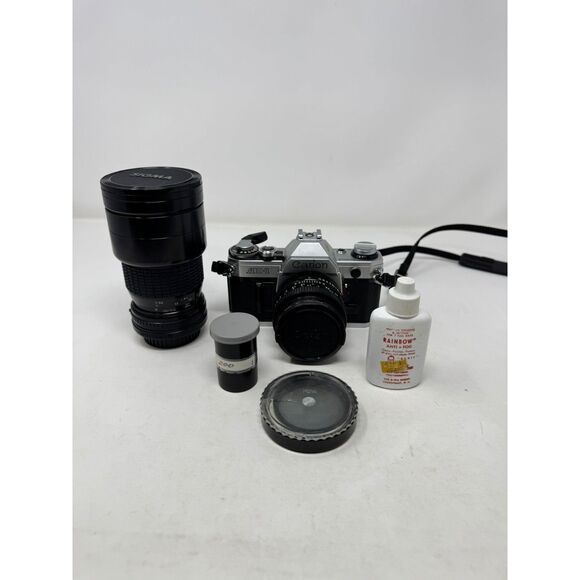 Canon AE-1 35MM SLR Film Camera Bundle - Tested - Picture 1 of 10